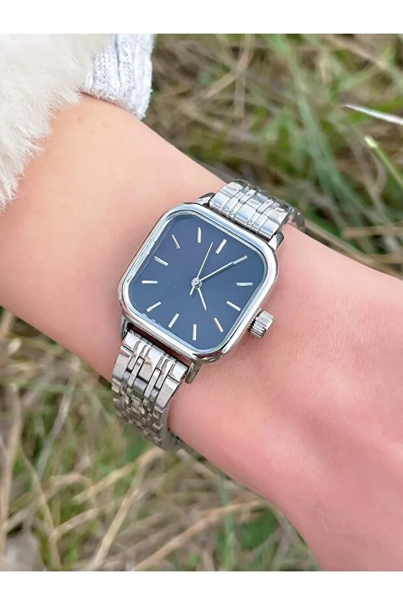 Montre Carrée Argent — Cadran Bleu Nuit